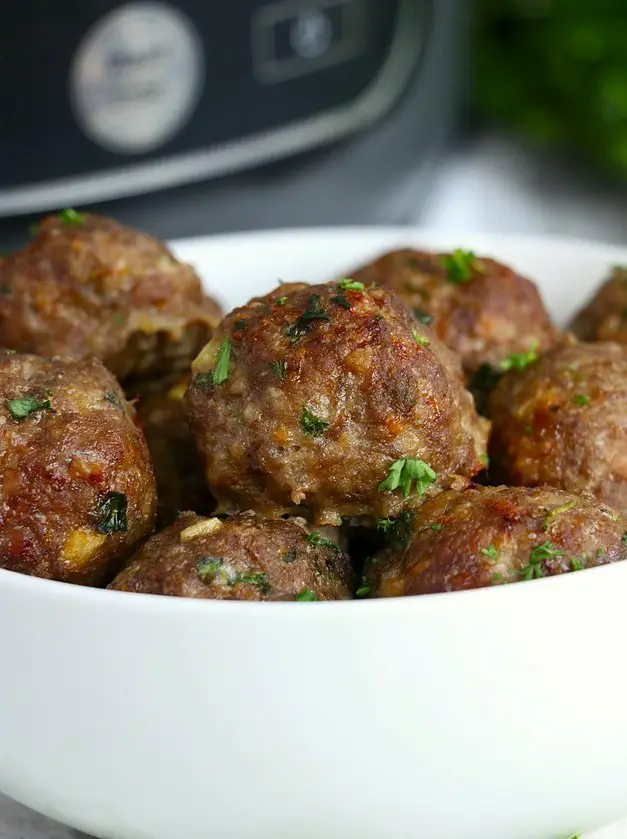 Ninja Foodi Homemade Meatballs