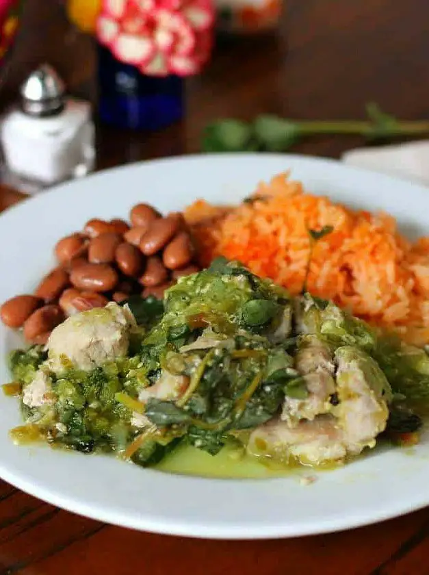 Pork Chops with Purslane in Tomatillo Sauce