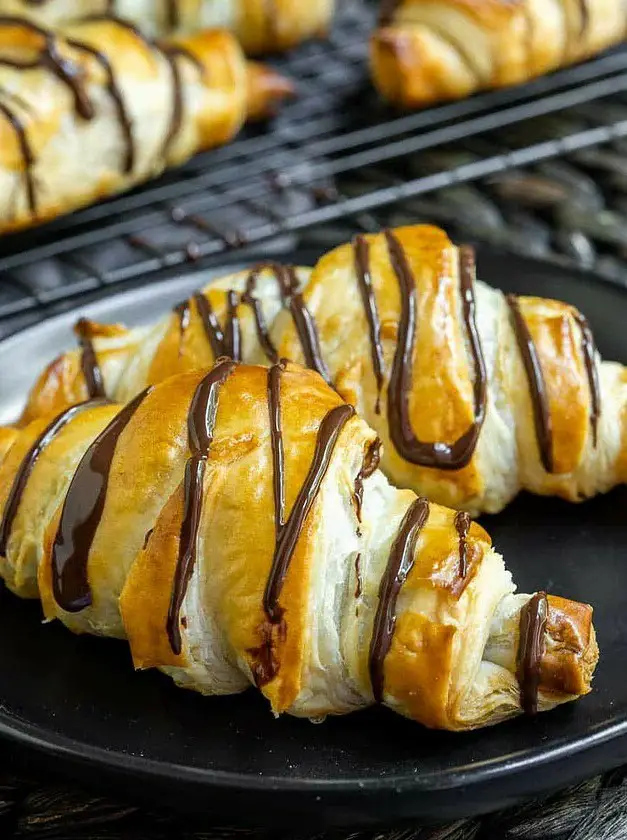 Easy Chocolate Croissants