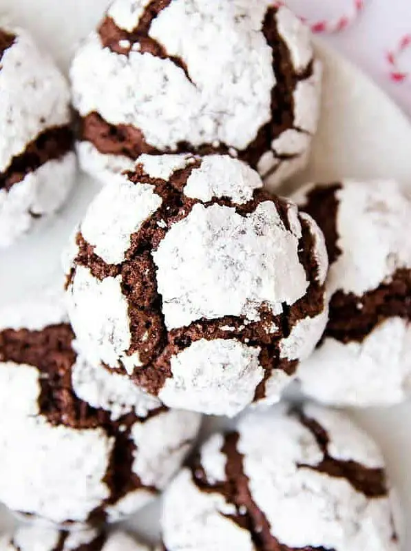 Chewy Chocolate Crinkle Cookies