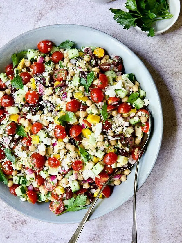 Mediterranean Chopped Salad with Chickpeas