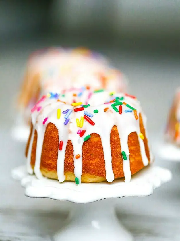 White Cake Bundt Cakes