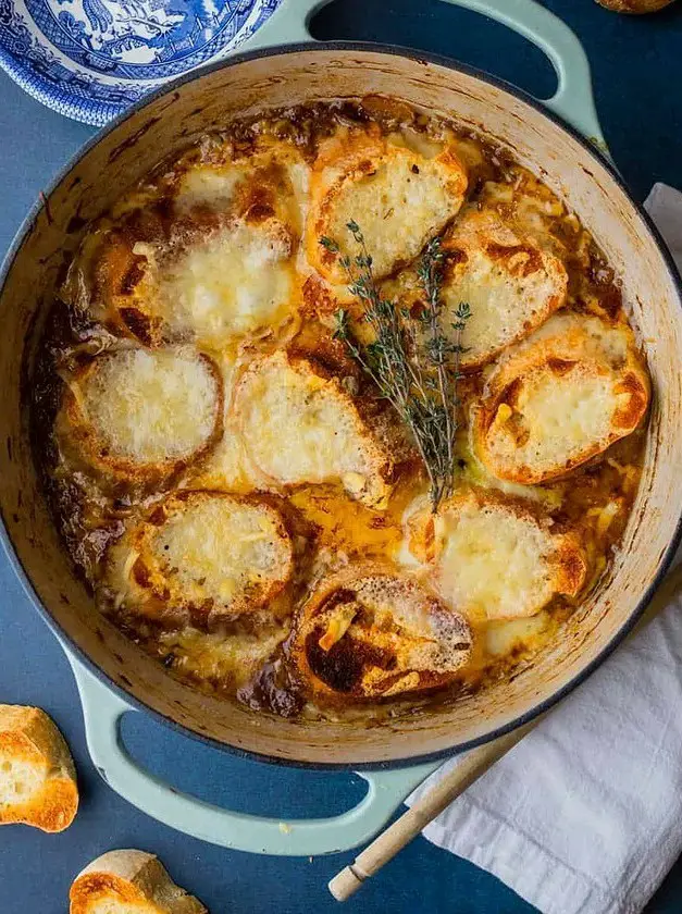 Dutch Oven French Onion Soup