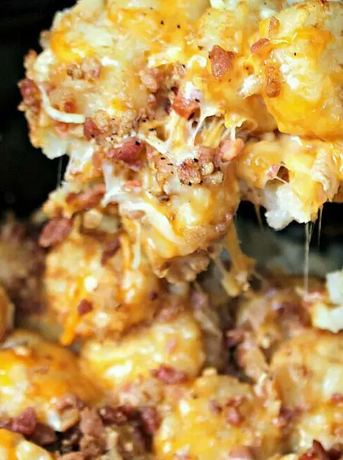 Cheesy Tater Tot Chicken Casserole