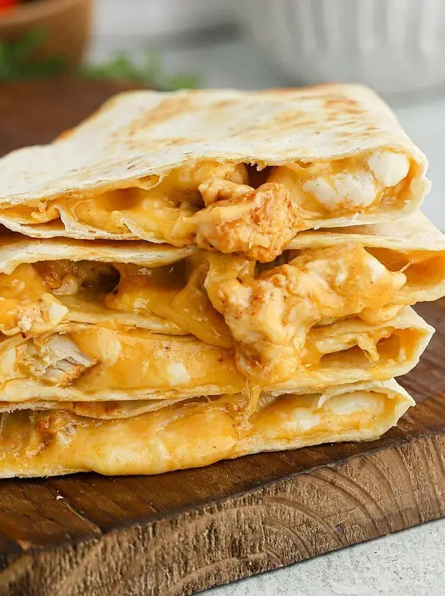 Easy Chicken Quesadilla