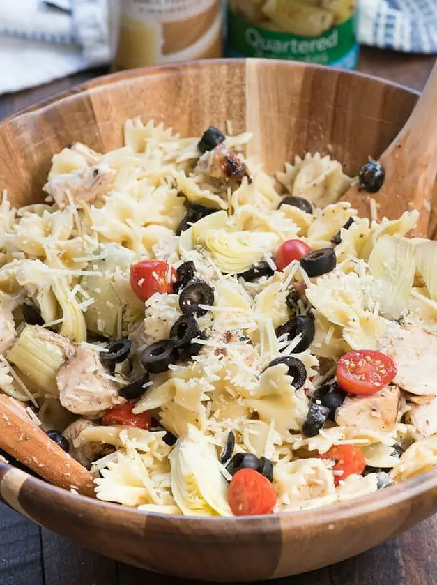 Creamy Mediterranean Chicken Pasta Salad