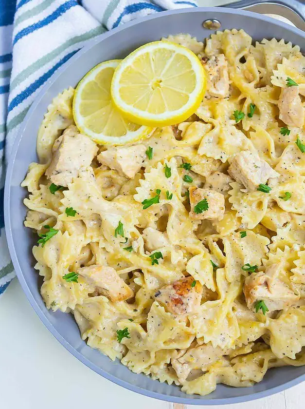 Creamy Lemon Chicken Pasta