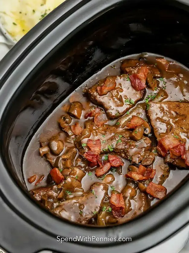 Crock Pot Steaks and Gravy