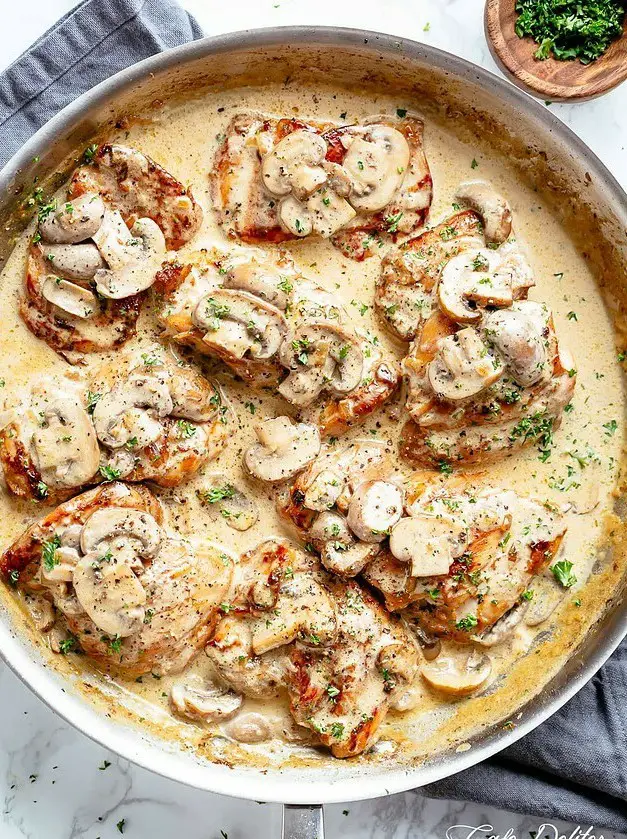 Creamy Garlic Mushroom Chicken Thighs