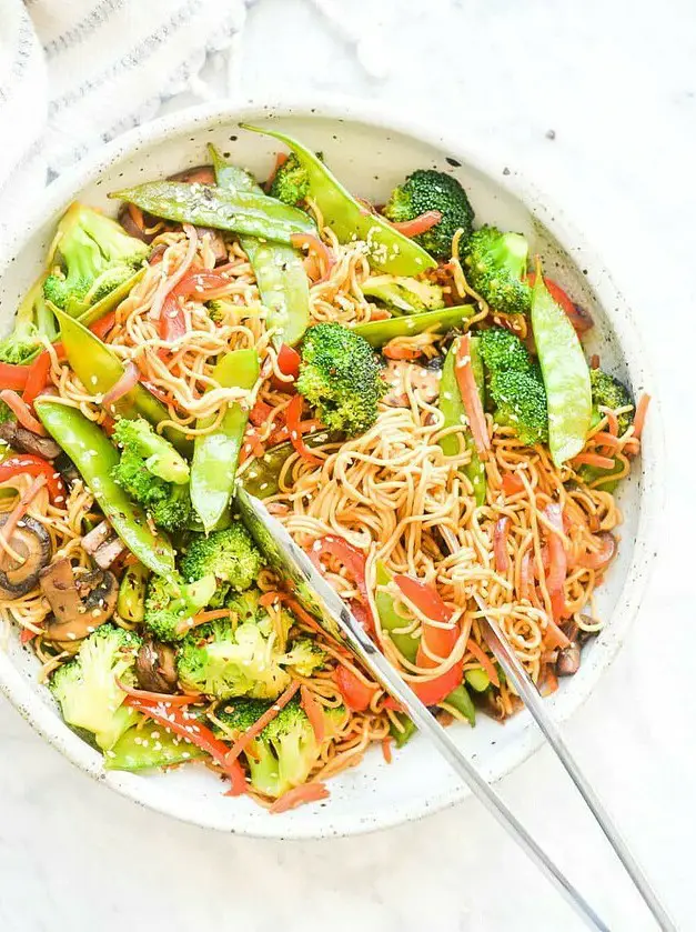 Vegetable Stir Fry with Noodles