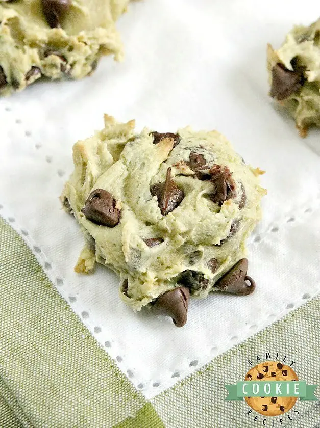 Avocado Chocolate Chip Cookies