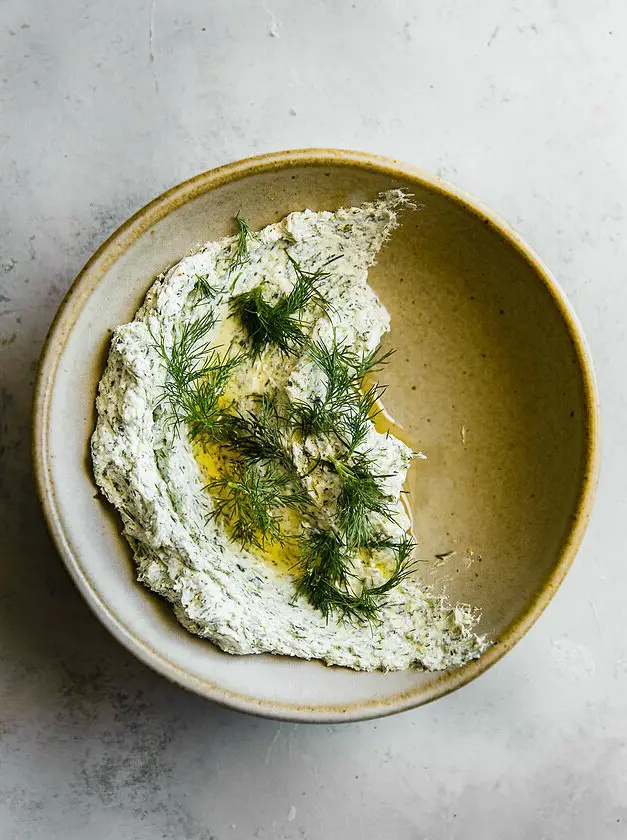 Garlicky Herbed Goat Cheese Spread