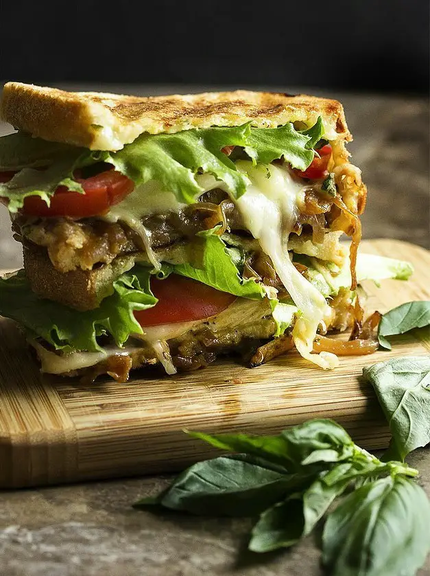 Italian Chicken Pesto Panini