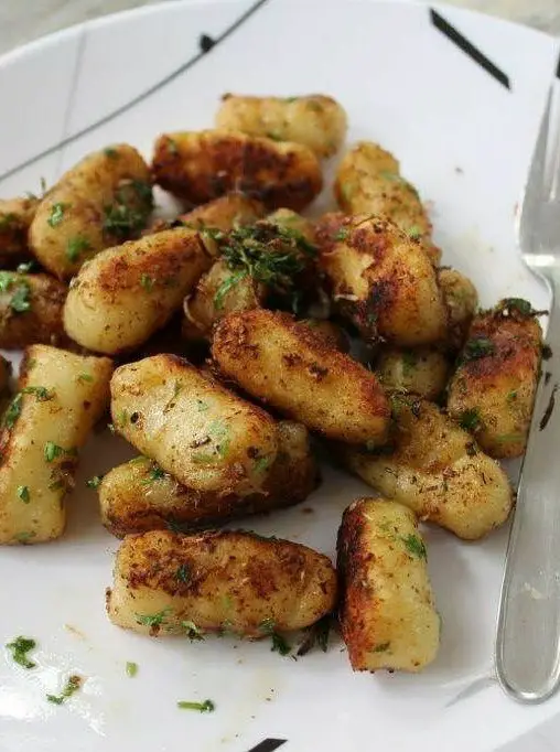 Gnocchi with Garlic Butter Sauce