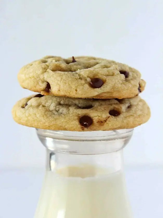 Soft Chocolate Chip Cookies