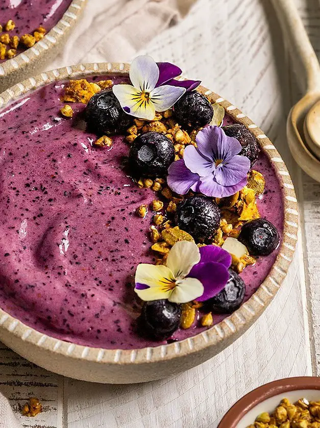 Blueberry Lemon Smoothie Bowl