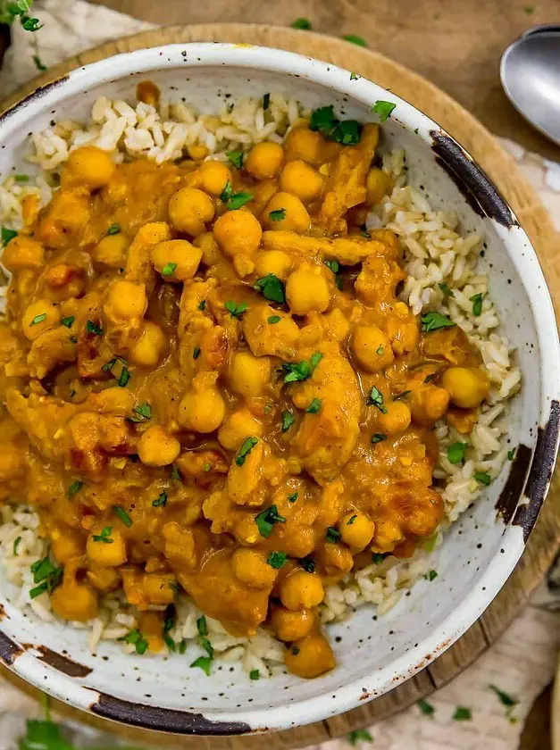 Easy Vegan Indian Butter Chickpeas