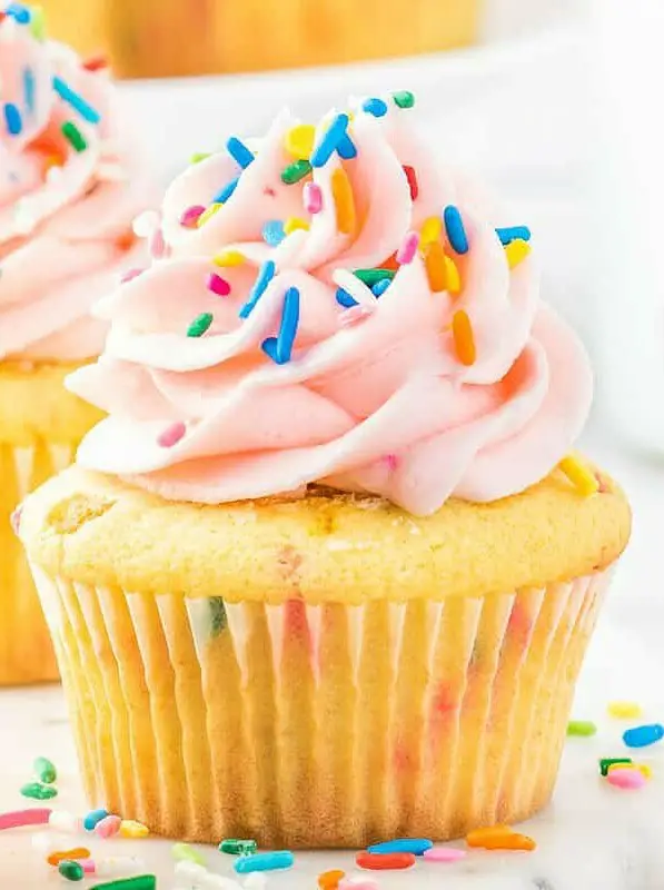 Funfetti Birthday Cupcakes