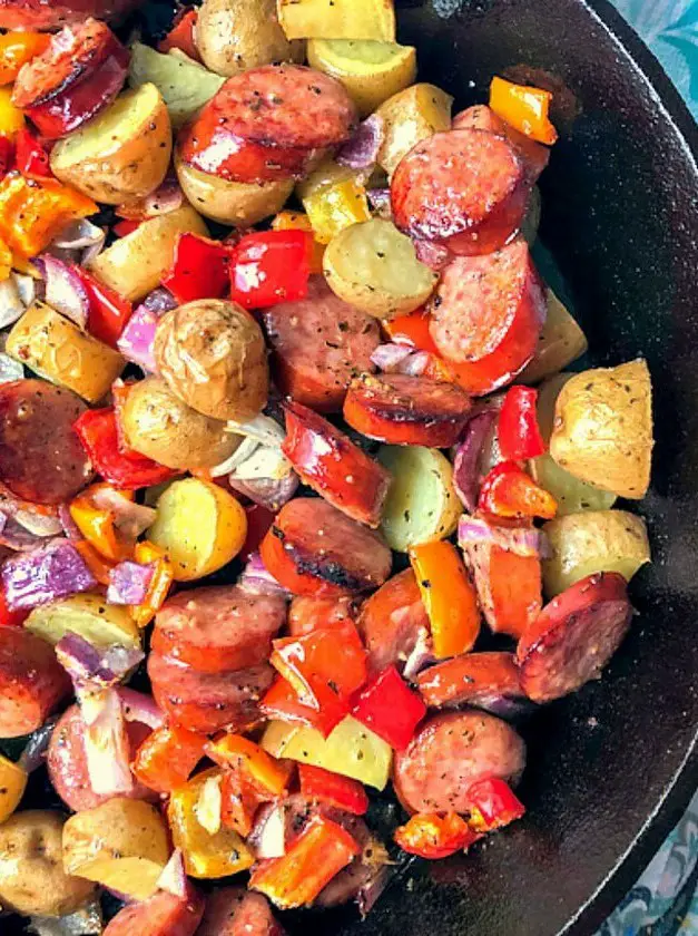 Kielbasa and Potatoes Skillet Dinner