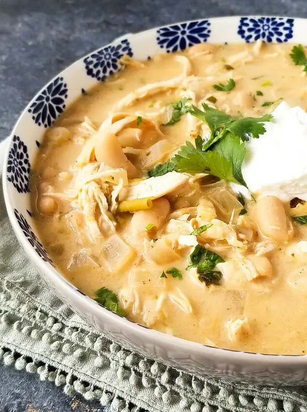 Crockpot Creamy White Chicken Chili