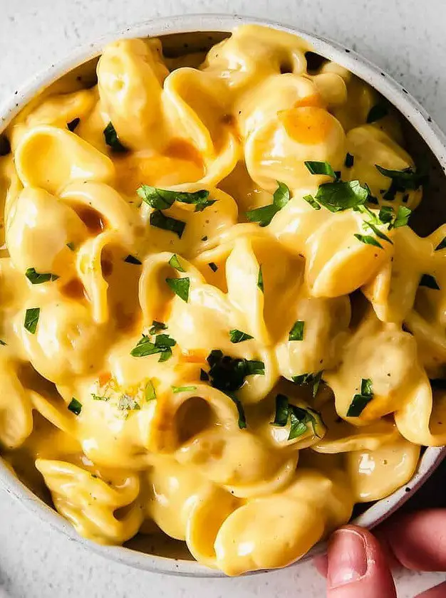 Simple Velveeta Mac and Cheese