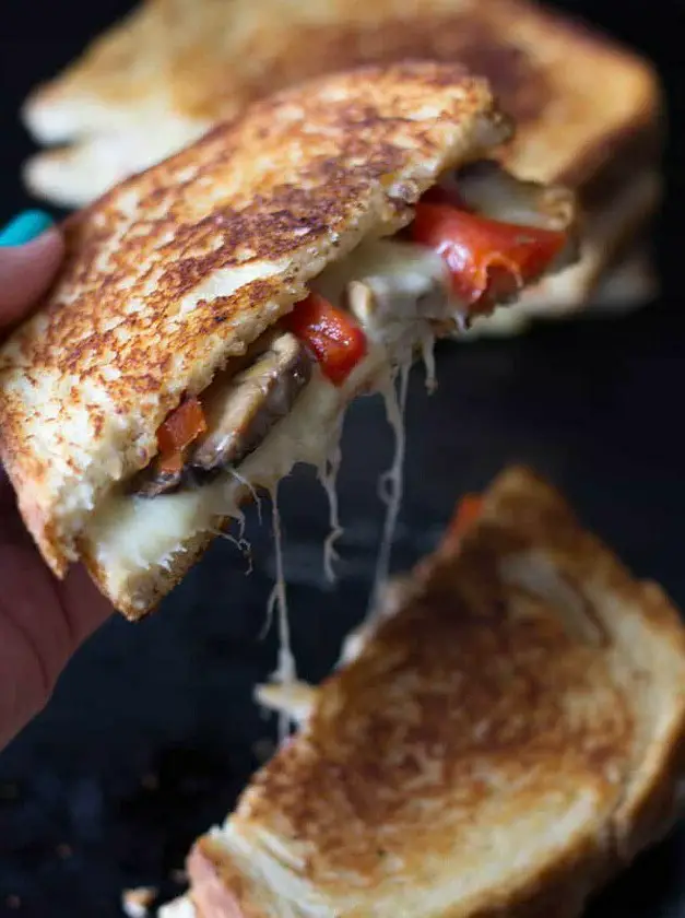 Roasted Red Pepper Mushroom Grilled Cheese