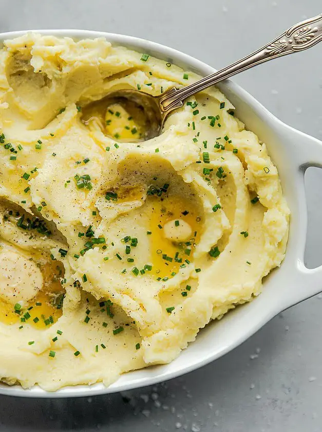 Classic Yukon Gold Mashed Potatoes