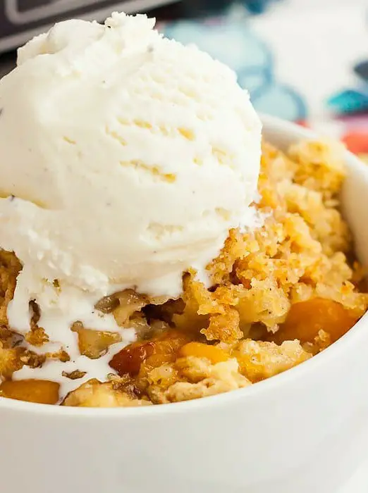 Crock Pot Peach Dump Cake