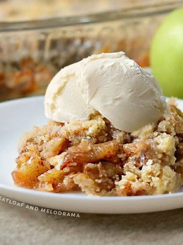 Cinnamon Apple Crisp