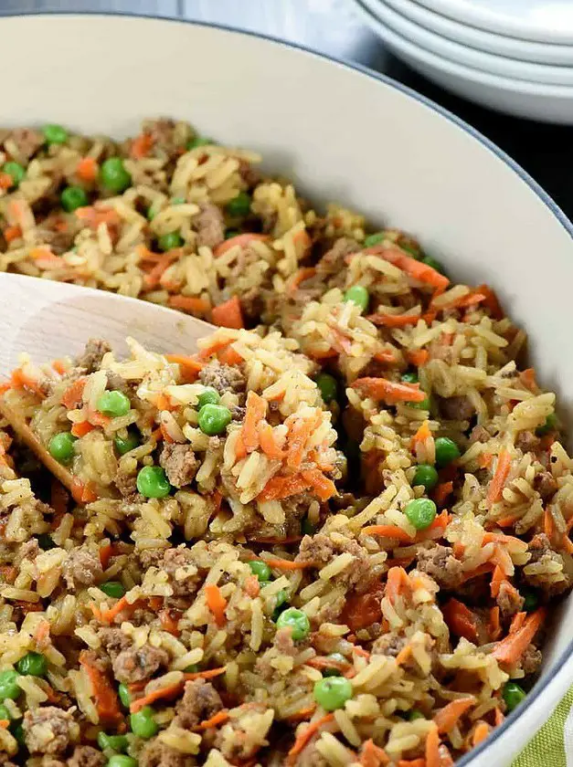 One-Pan Asian Ground Beef and Rice