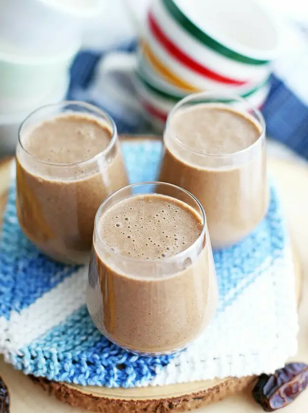 Creamy Date Coffee Breakfast Smoothies