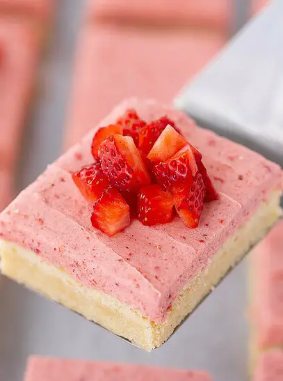 Strawberry Sugar Cookie Bars