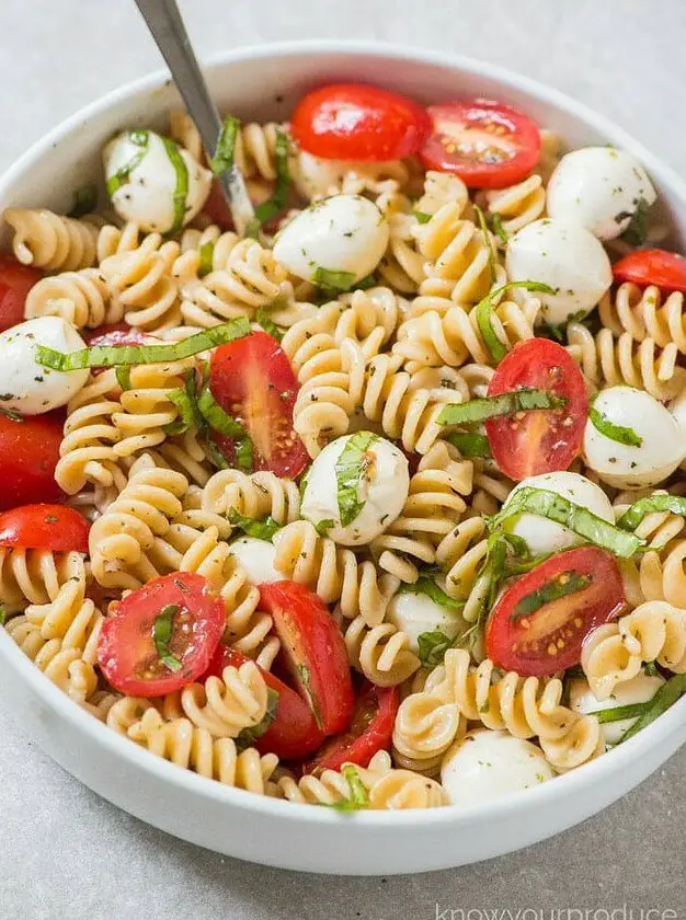 Caprese Pasta Salad