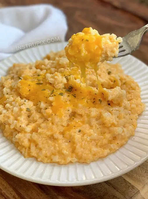 Cheesy Cauliflower Rice