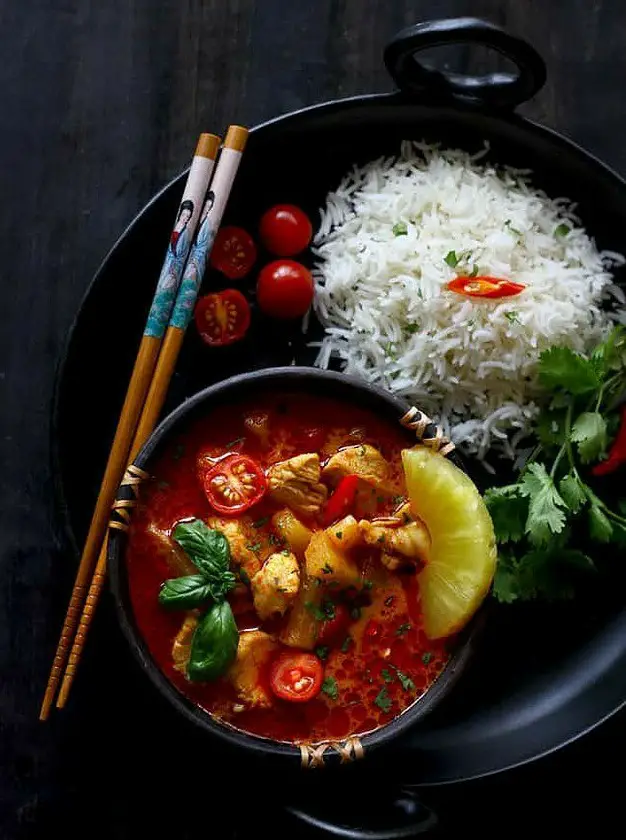 Thai Pineapple Chicken Curry