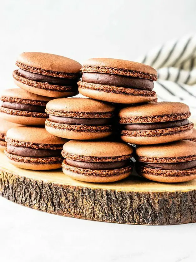 Vegan Chocolate Macarons