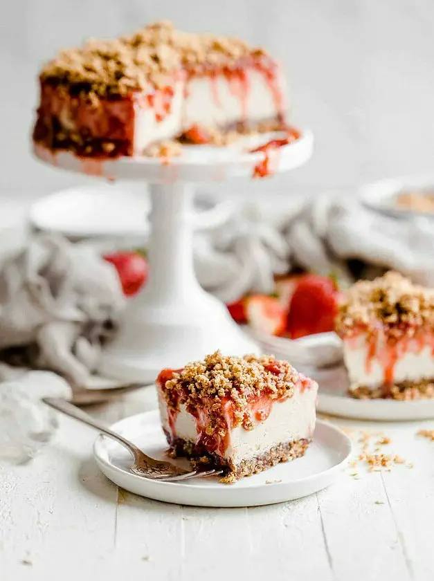 Gluten Free & Vegan Strawberry Cheesecake