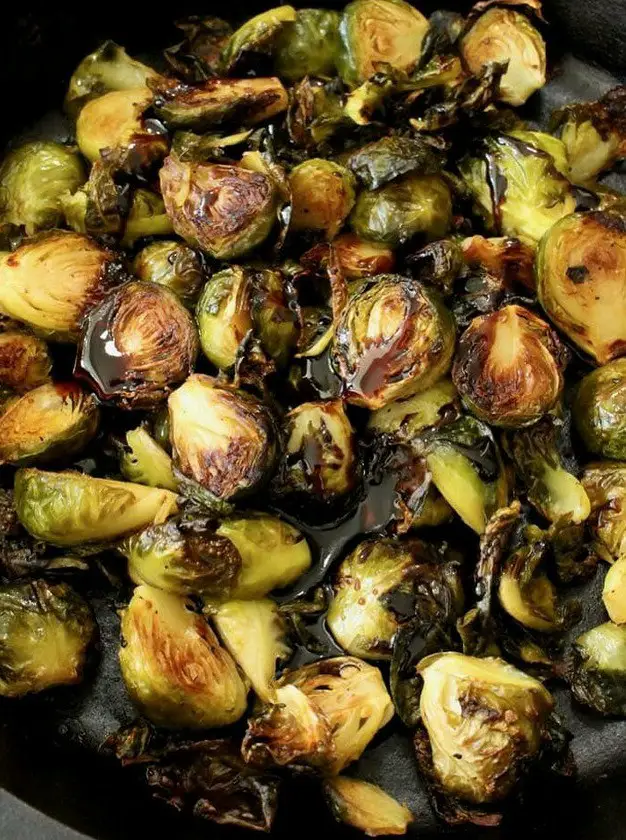 Vegan Brussels Sprouts with Balsamic Glaze