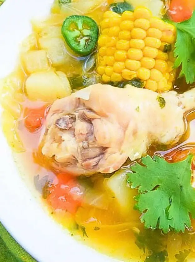 Caldo de Pollo