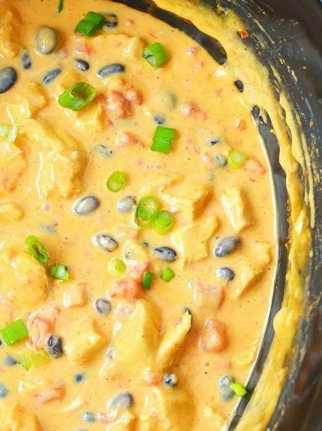 Crock Pot Velveeta Cheese Dip