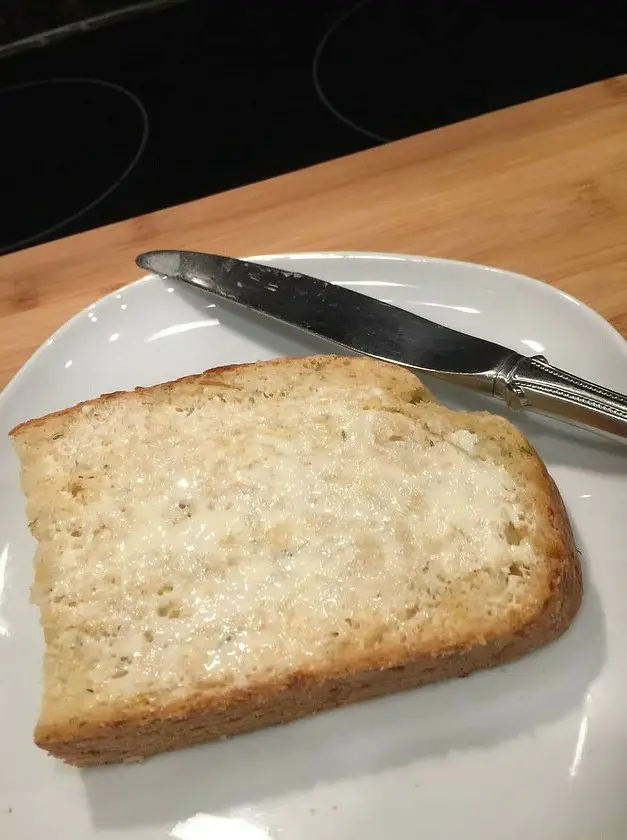 Cheddar-Dill Dutch Oven Bread