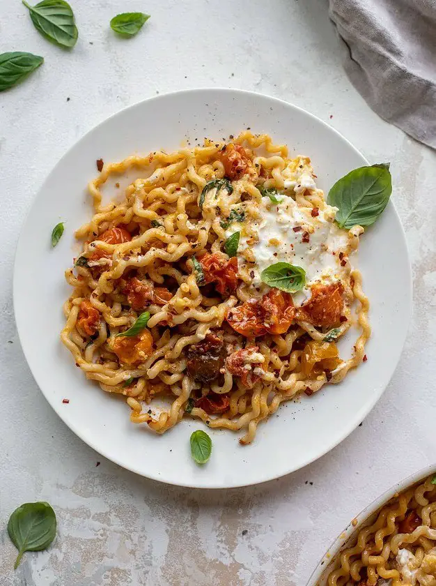 Burst Tomato Burrata Pasta