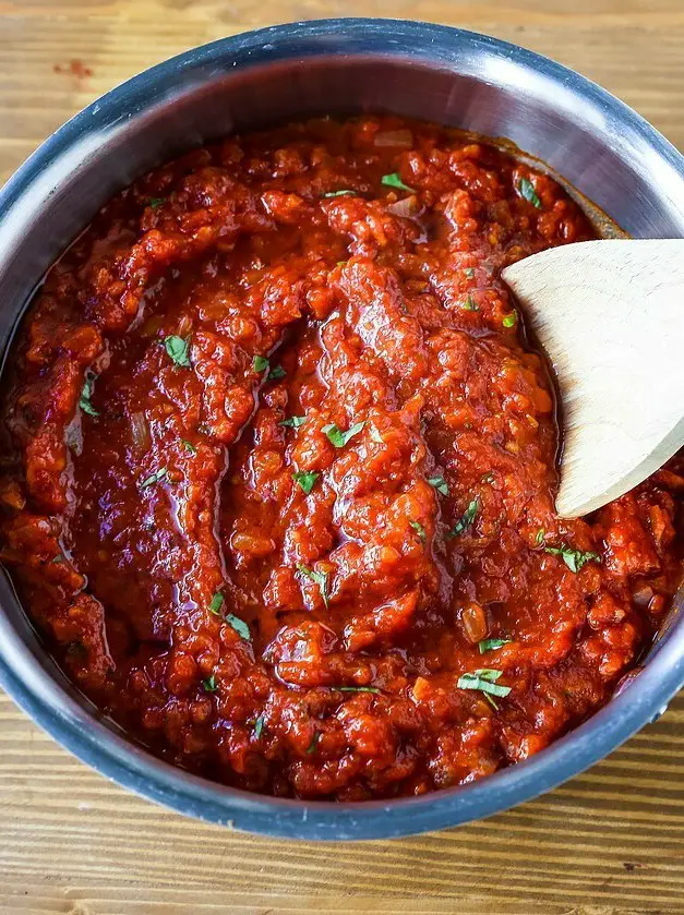 Classic Italian Tomato Sauce