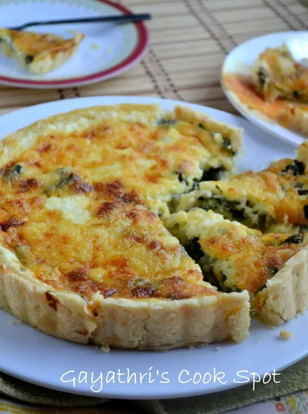 Eggless Spinach Cheddar Cheese Quiche