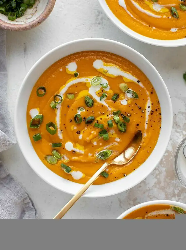 Roasted Carrot Coconut Soup