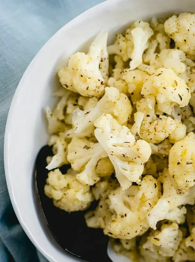 Lemon Herb Steamed Cauliflower