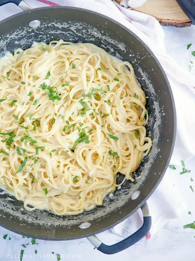 One Pan Garlic Parmesan Pasta