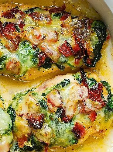 Sun-Dried Tomato, Spinach, and Bacon Chicken