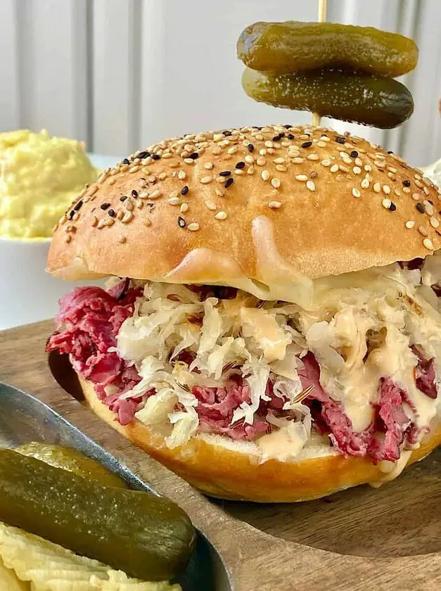 Hot Pastrami Sandwich