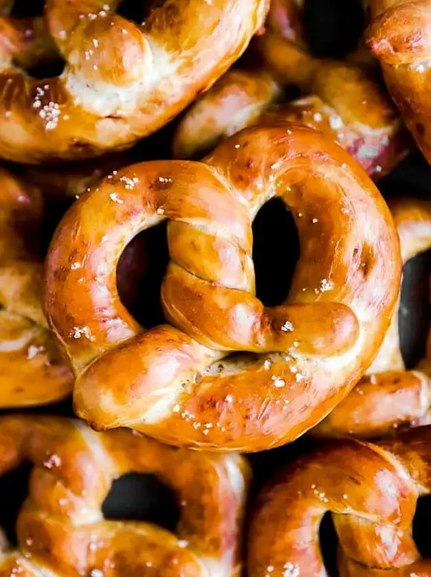 Homemade German Soft Pretzels